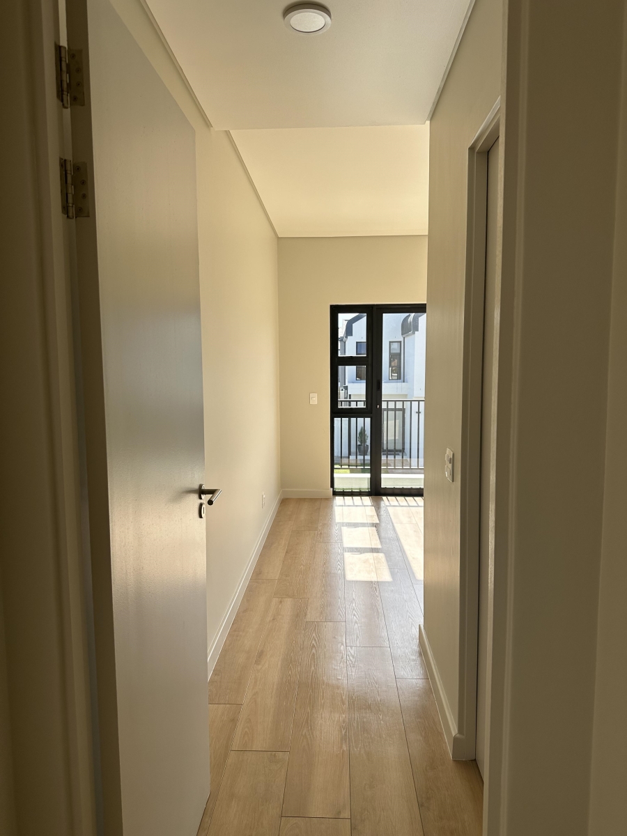 3 Bedroom Property for Sale in Lemoenkloof Western Cape